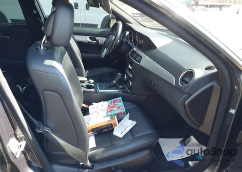 2013 Mercedes-Benz C 250 Sport from USA, damaged, VIN WDDGF4HB2DR253984